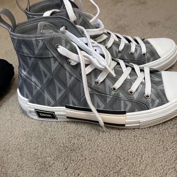 DIOR Men's B23 High-Top Sneakers CD Diamond Coated Canvas - Picture 2 of 9